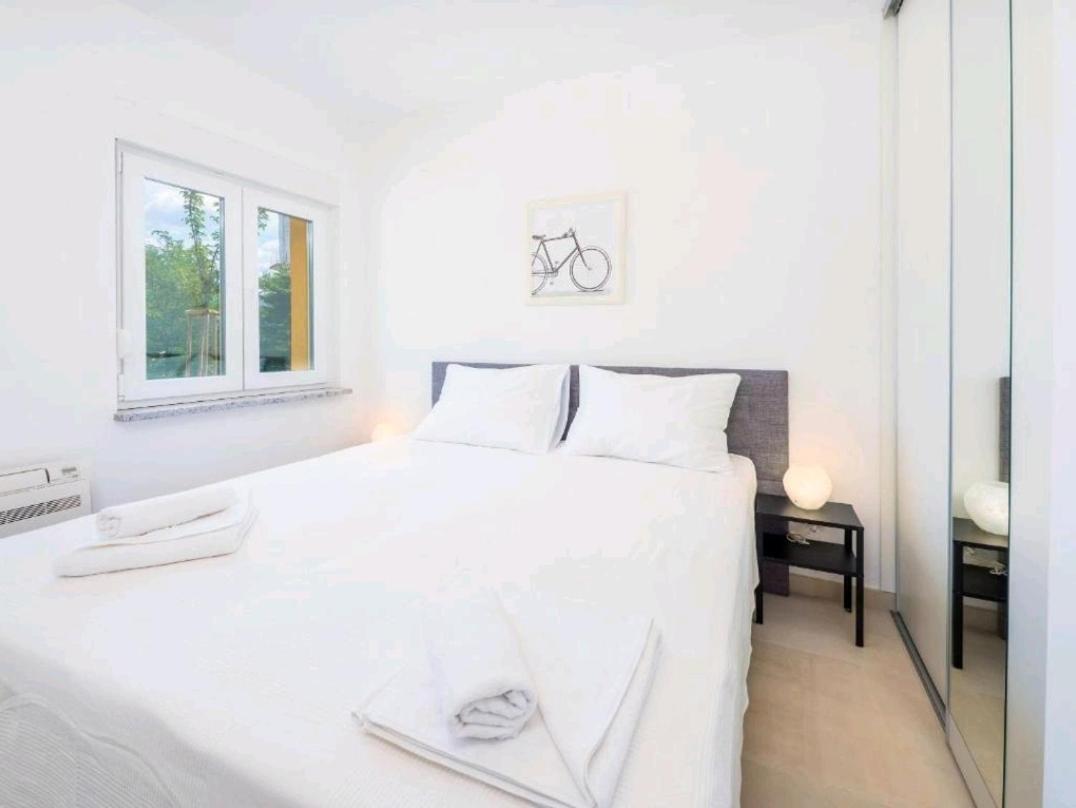 Ferienwohnung Adriatico Omišalj Exterior foto