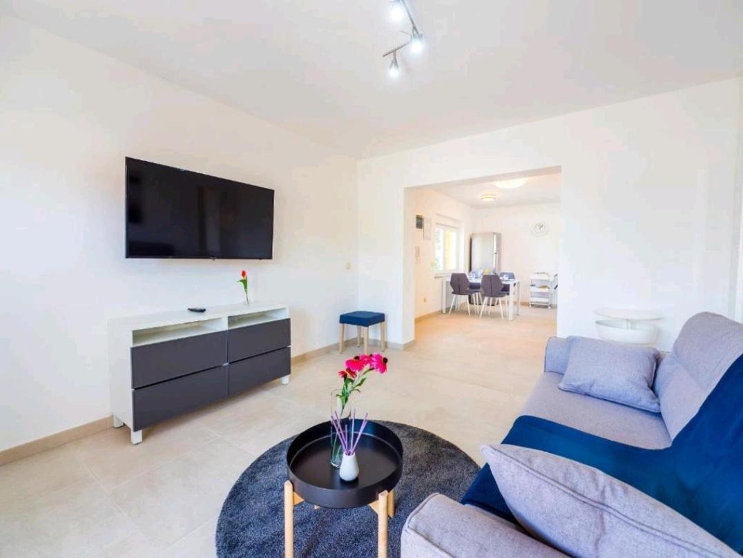 Ferienwohnung Adriatico Omišalj Exterior foto